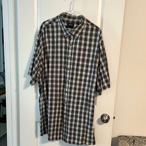 Haggar Black and White Checkered Shirt